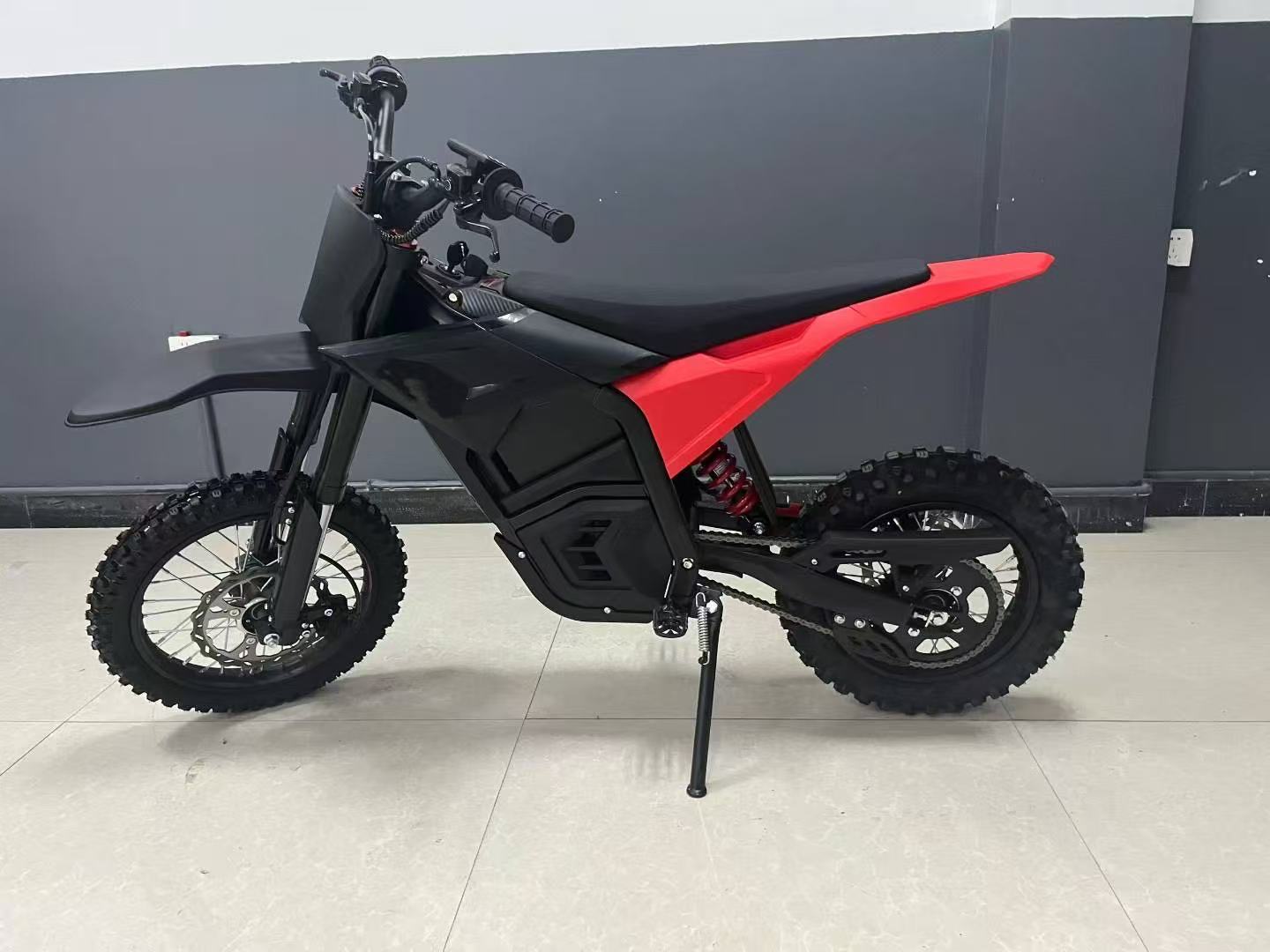 M60 Off Road Dirt Bikes /Pit Bikes For Young Guys and For Adults