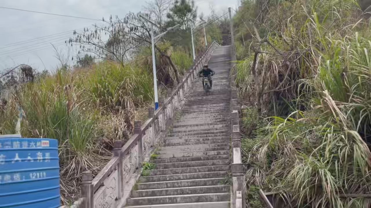 Load video: 